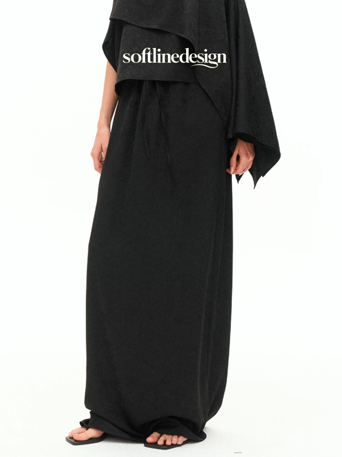 Noir Eclipse Slit Midi Skirt