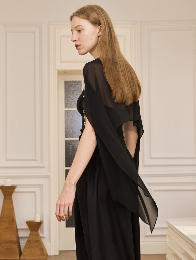 Balance One-Sleeve V-Neck Top